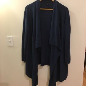 🍌 Banana Republic Navy Cardigan